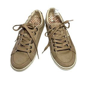 TAOS MOC STAR Comfort Sneaker,  SIZE 6.5 TAN DISTRESSED CANVAS